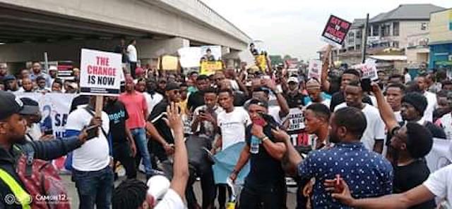 Thugs attack Osun #EndSARS protesters, injure one