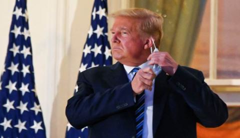 Donald Trump pulls own blog from internet