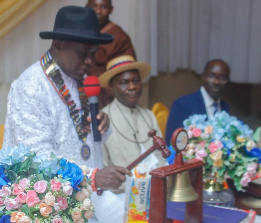 Arhere assumes Rotary Club presidency