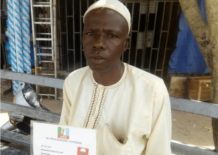 Man who trekked for Buhari in 2015 gets car, N2m after five years