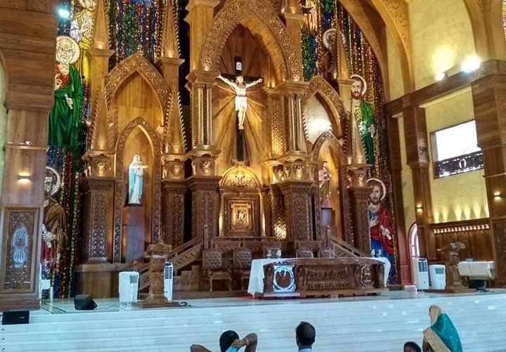 Drama as church member drags pastor from pulpit during sermon