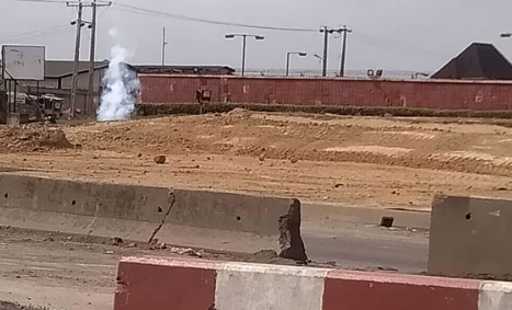 Residents, motorists panic over gas leakage along Lagos-Ibadan Expressway