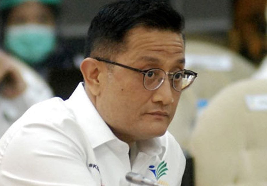 Minister arrested over COVID-19 food funds