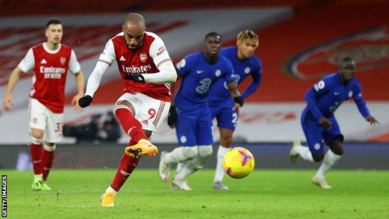 Arsenal score three to beat Chelsea on Boxing Day