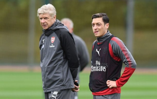 Fenerbahce ponder Ozil reunion with Arsene Wenger