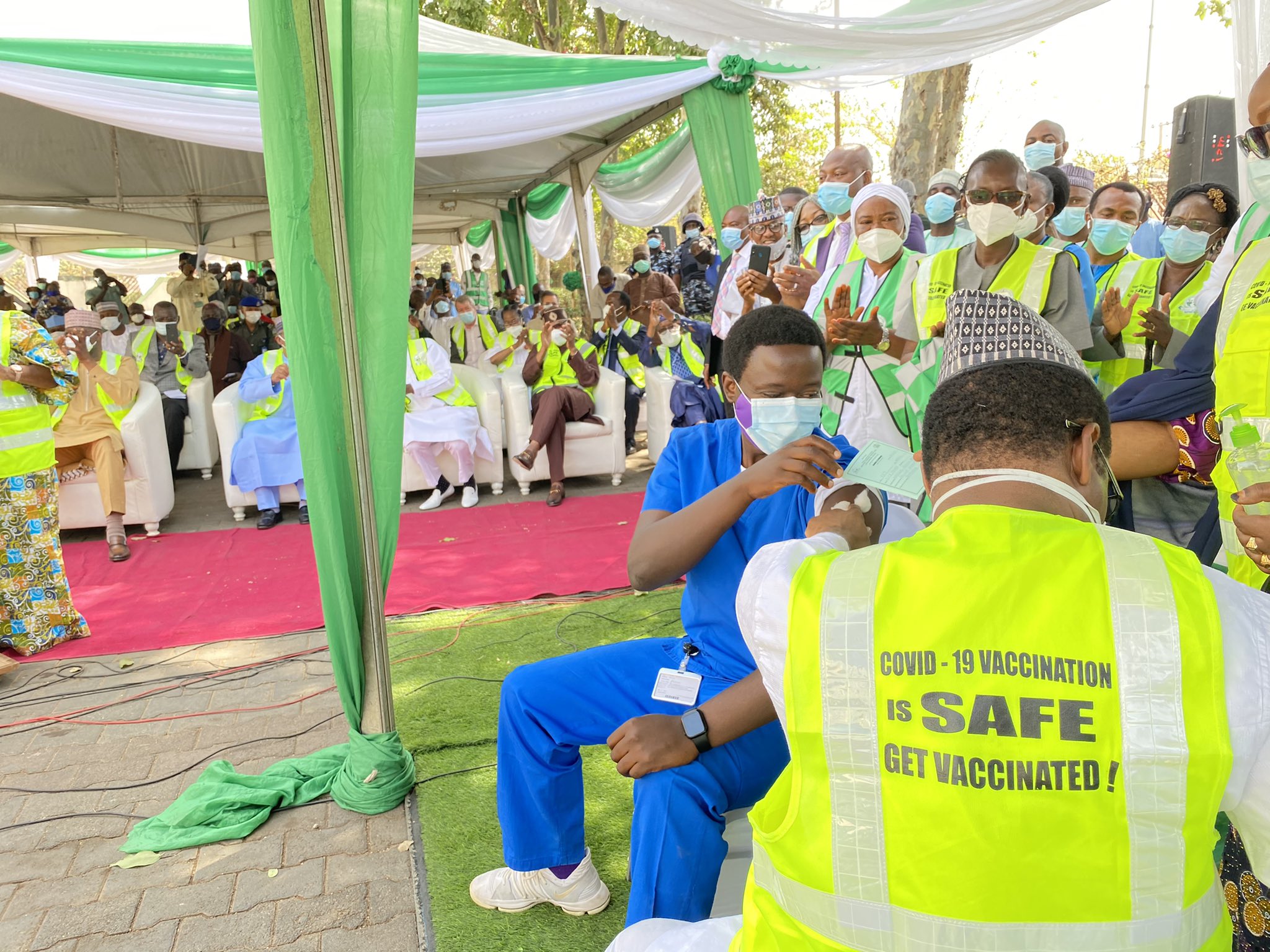 See first person to receive COVID-19 vaccine in Nigeria [PHOTOS]