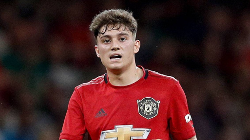Man Utd winger reveals big Wales ambitions