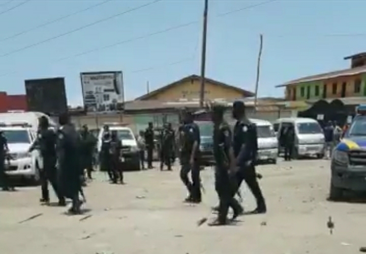 BREAKING: Hausa, Yoruba youth clash in Lagos