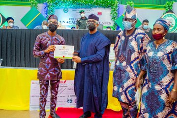 Ogun gov gives best 2020 LASU graduating student bungalow, N2m
