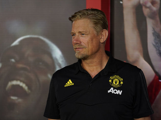 Antony frustrates his Man Utd teammates - Schmeichel