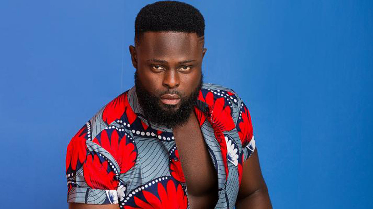 Yomi Casual recovers from car accident
