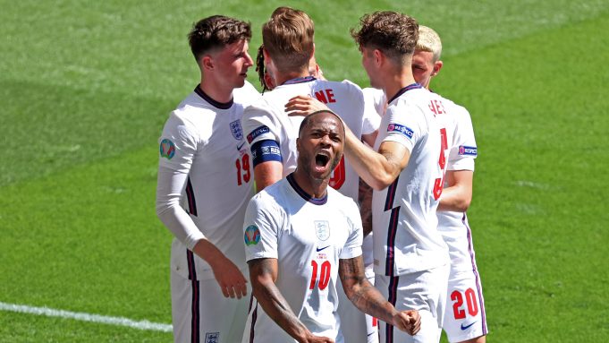 Dutch pundit slams England tactics: Terribly cowardly football