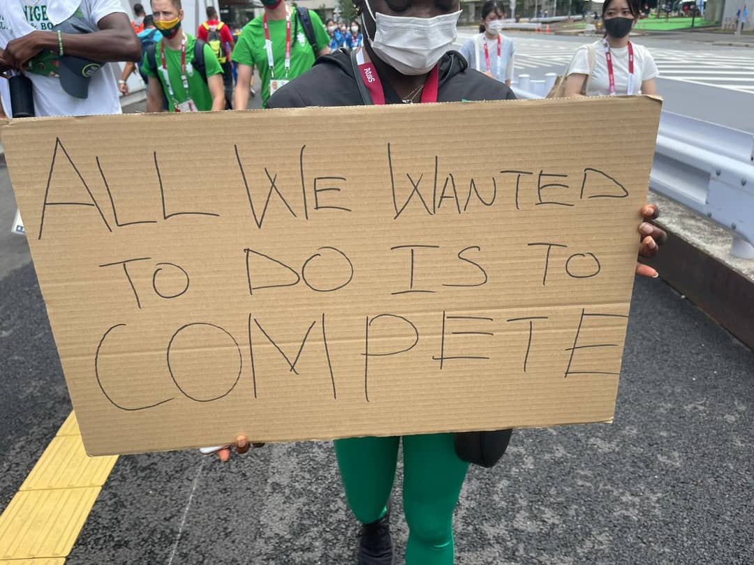 Photos: Disqualified Nigerian Athletes Protest In Tokyo