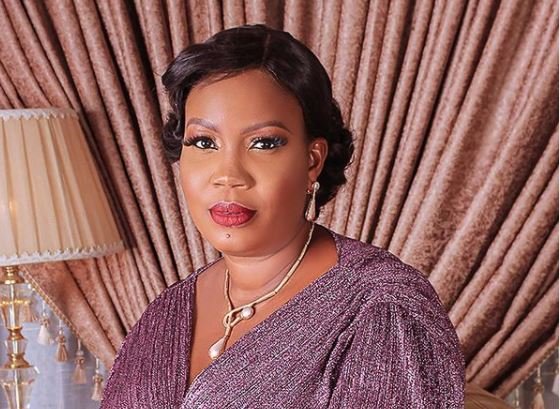 Biodun Stephen opens up on how EFCC officials  allegedly broke into her hotel room