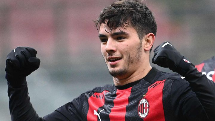 Real Madrid midfielder returns to AC Milan