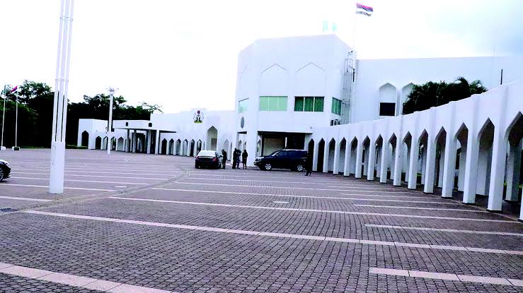Members of Aso Rock staff take oath of secrecy
