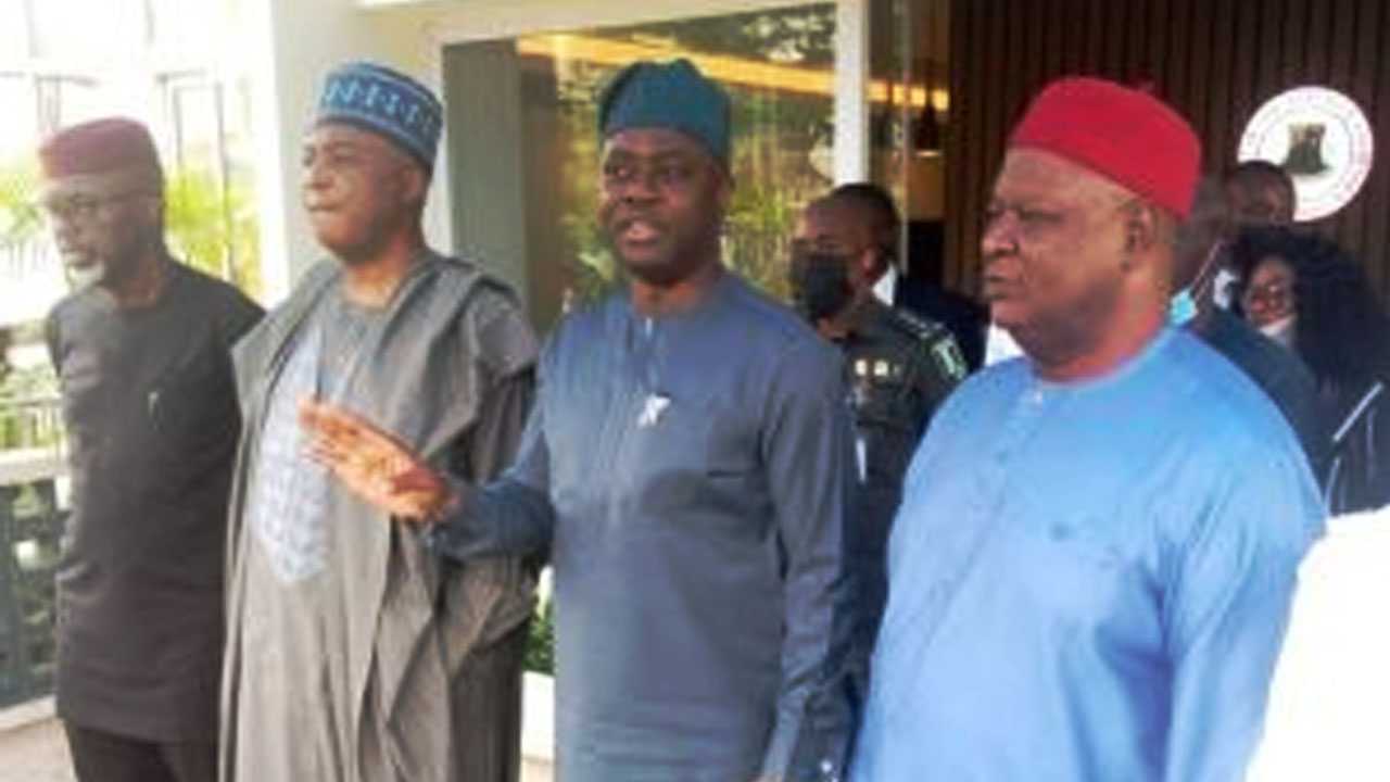 PDP National Reconciliation Committee Chairman, Saraki, others meet in Ibadan