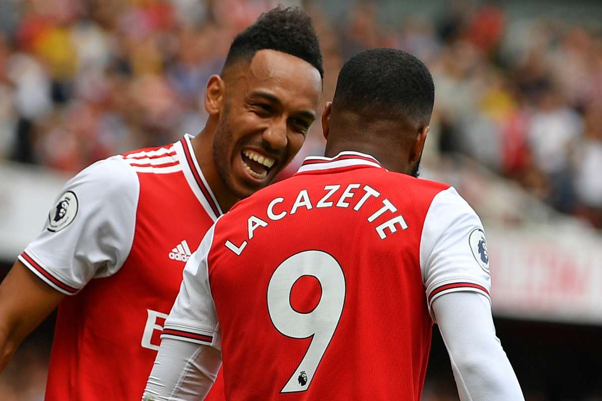 Two Arsenal strikers absent from training ahead of Chelsea clash