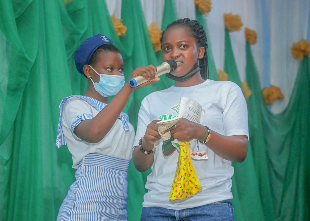 Foundation gifts 1,500 female students sanitary care packs