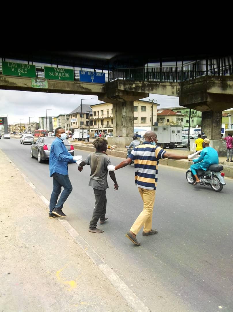 Lagos commences massive arrest of beggars, lunatics; nabs 128  (Photos)