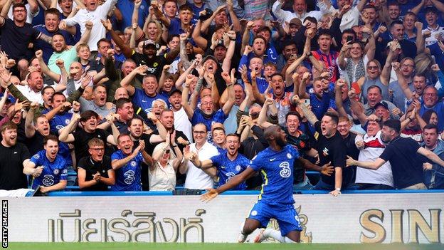 Lukaku scores first Stamford Bridge goals in Villa win