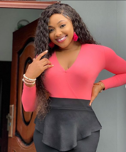 Why I set monthly financial target-Mary Lazarus