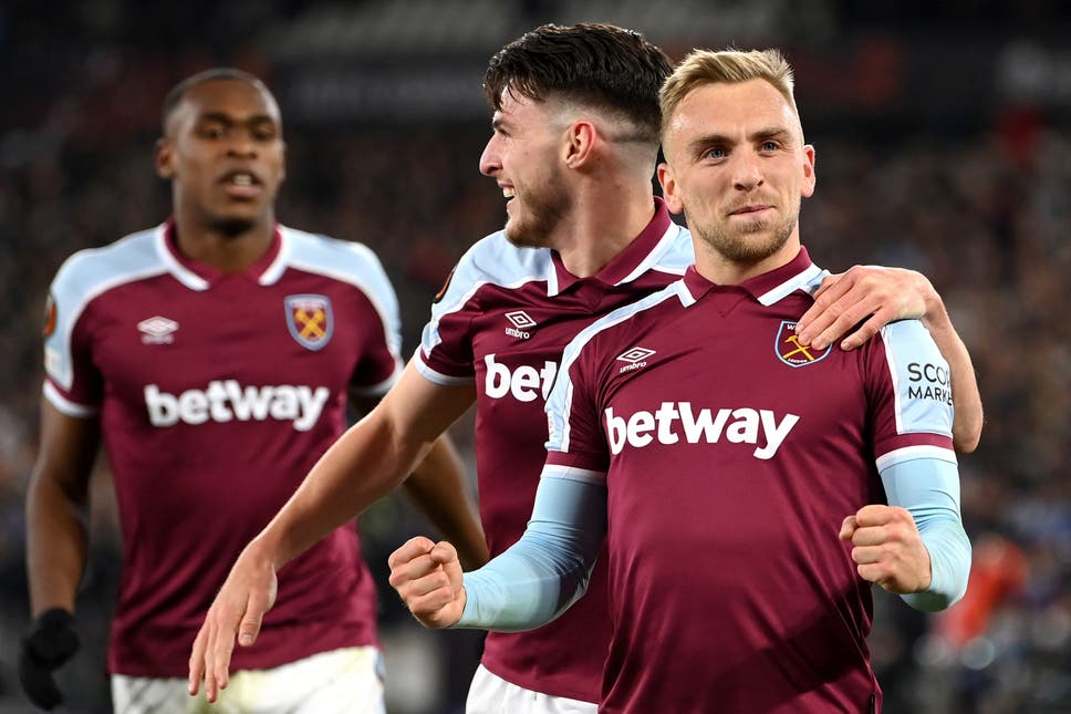 Europa: West Ham ease to third successive win, Napoli sink Legia