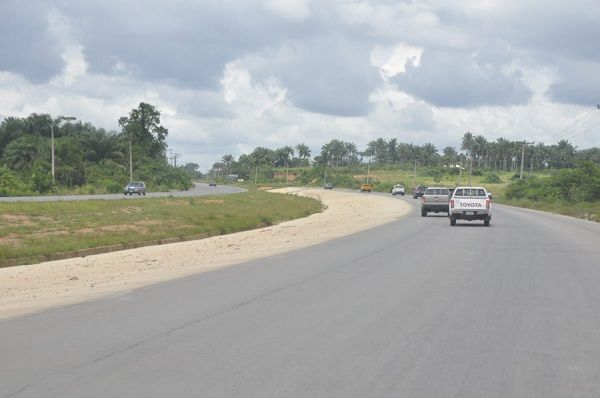 4 dead, 9 injured in Lagos-Ibadan Expressway crash