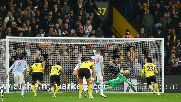 Trouble for Solskjaer as Watford thrash Man Utd
