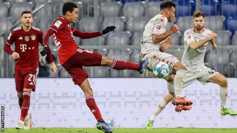 Bundesliga: Bayern Munich fight back to defeat Mainz, Dortmund play draw