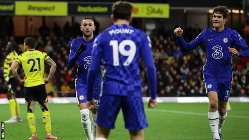 Chelsea defeat Watford to stay top of Premier League
