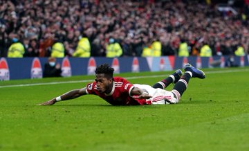 Fred strikes to give Rangnick winning start at Man Utd