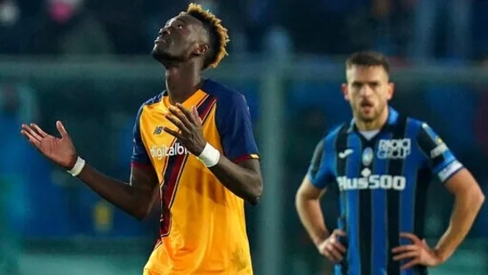 Tammy Abraham strikes twice as Roma end Atalanta winning streak