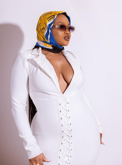 Sexiest young female entertainers of 2021