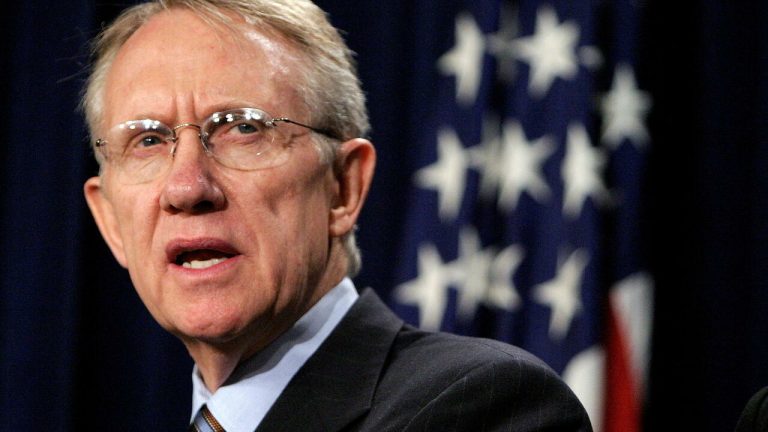 Former U.S. Senate majority leader Harry Reid dies at 82