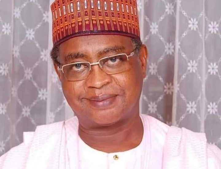 Buhari mourns Bashir Tofa, describes him as “true nationalist”