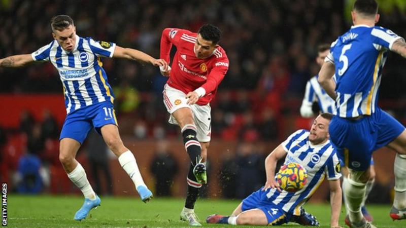 Ronaldo ends scoring drought as Man Utd move into top four