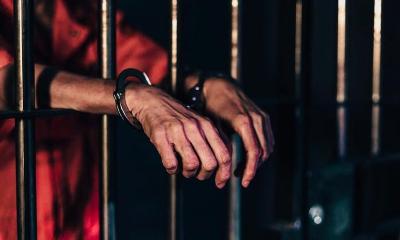 Man remanded in prison for allegedly “fingering” his 3 adolescent daughters