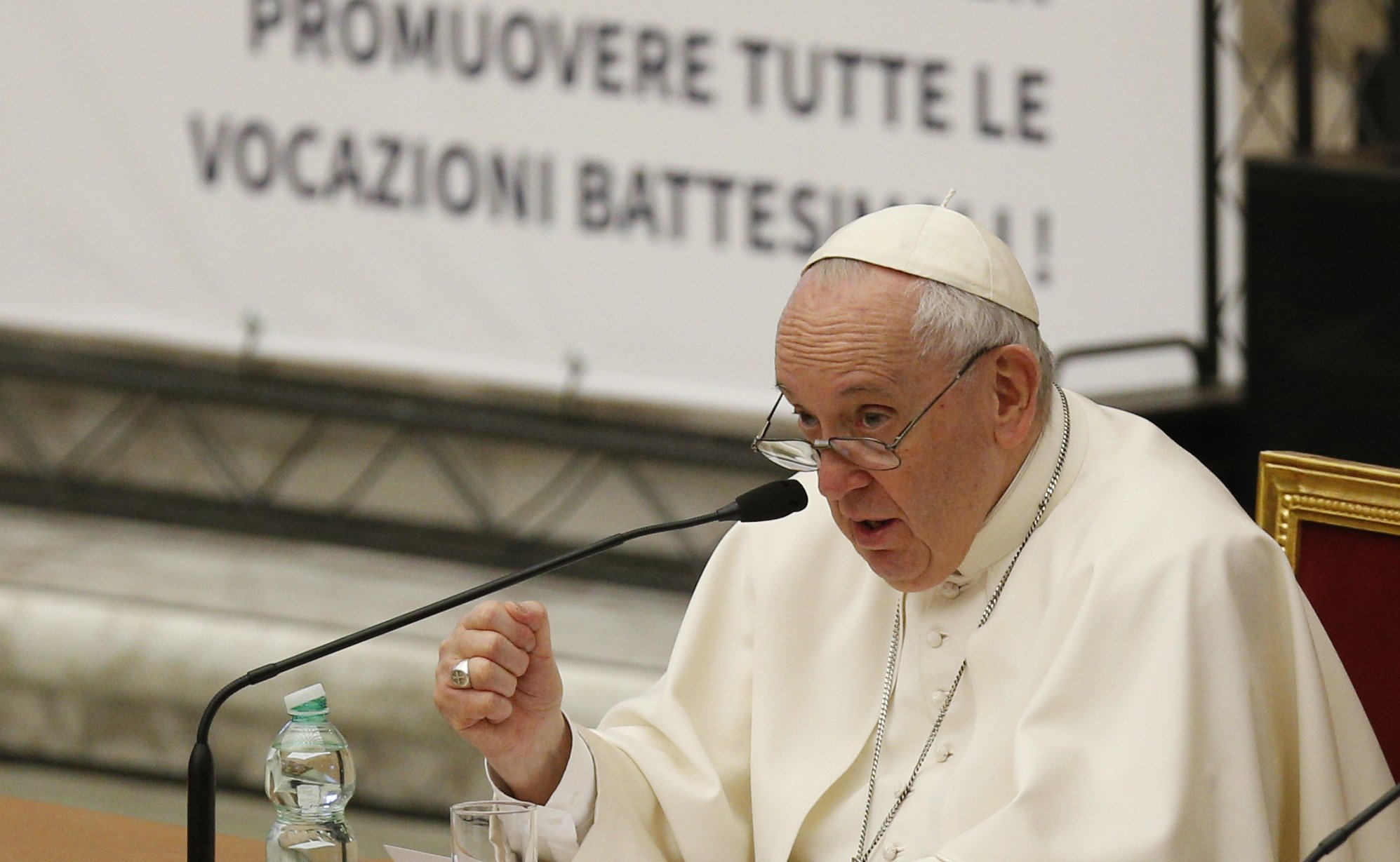 Pope Francis reacts to Russia-Ukraine crisis