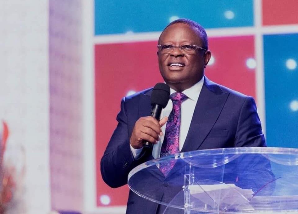 Ebonyi: Umahi’s cold causes chronic flu for PDP defectors