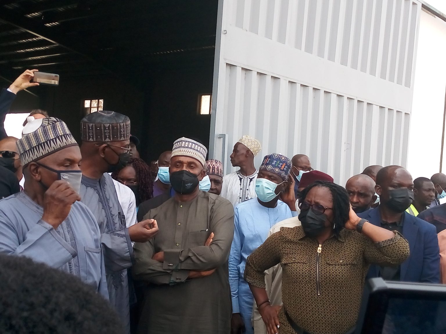 Amaechi expresses displeasure over delayed rail projects handled by CCECC
