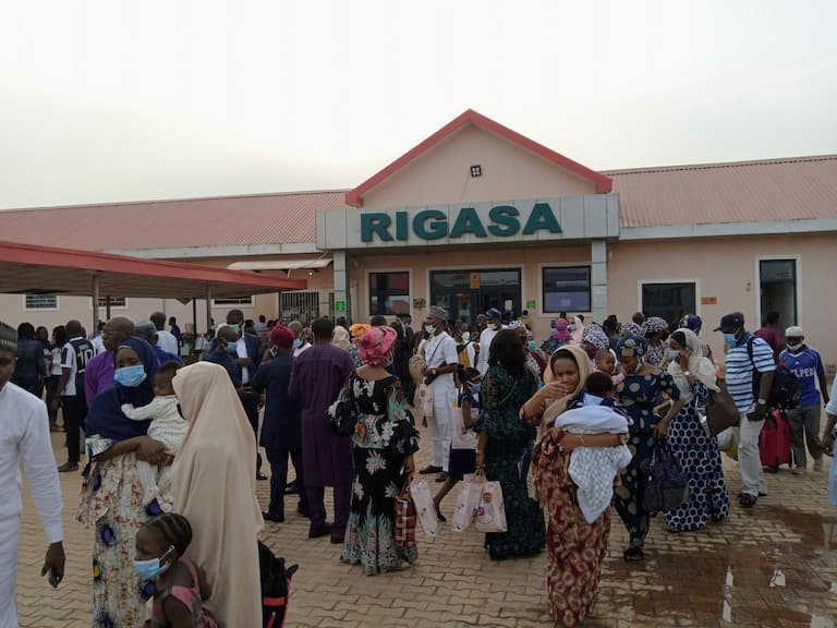 Families, relatives of passengers in bombed Abuja-Kaduna train storm Rigasa train station