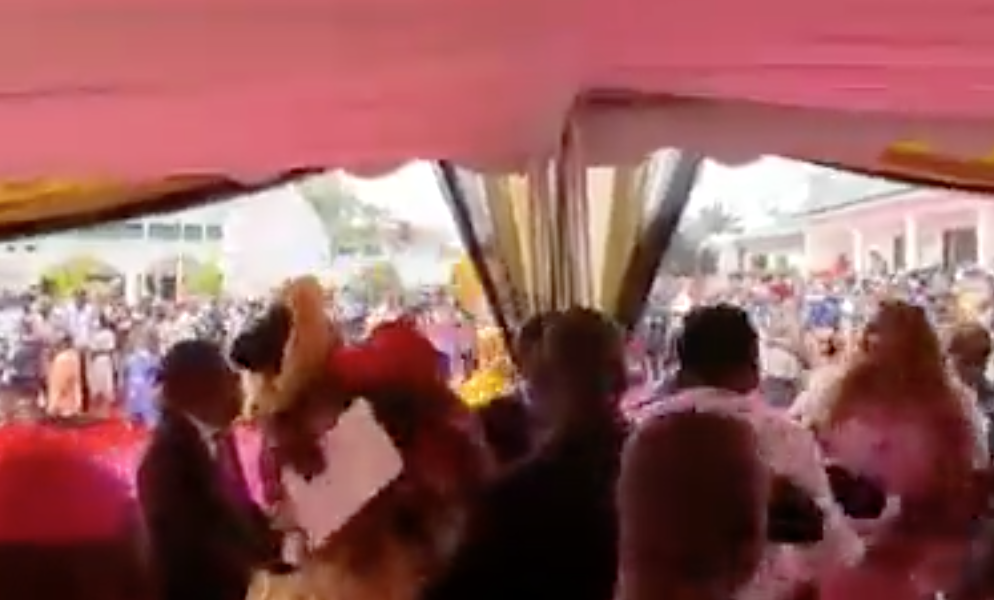 UPDATE: See video as Obiano’s wife, Bianca Ojukwu fight dirty at Soludo’s inauguration