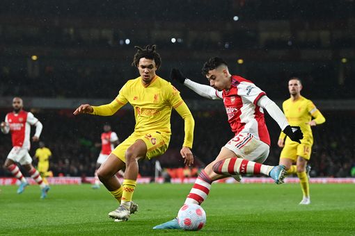 Arsenal beaten 2-0 at home by Liverpool