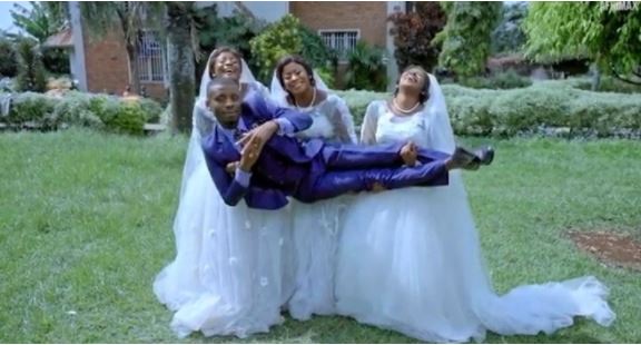 32-year-old man marries identical triplets