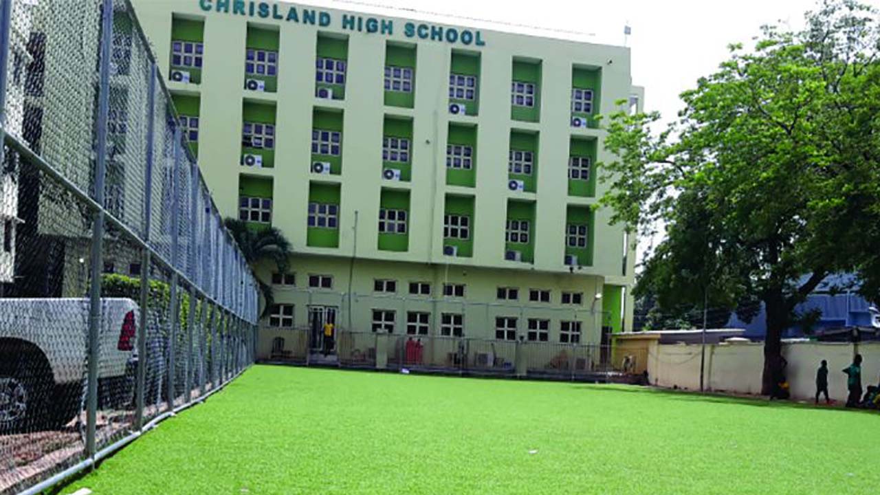 My daughter didn’t die in hospital – Late Chrisland School student’s father testifies