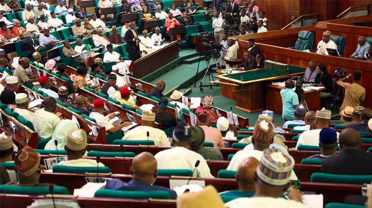 Federal lawmakers call on Buhari to end Nigeria’s insecurity