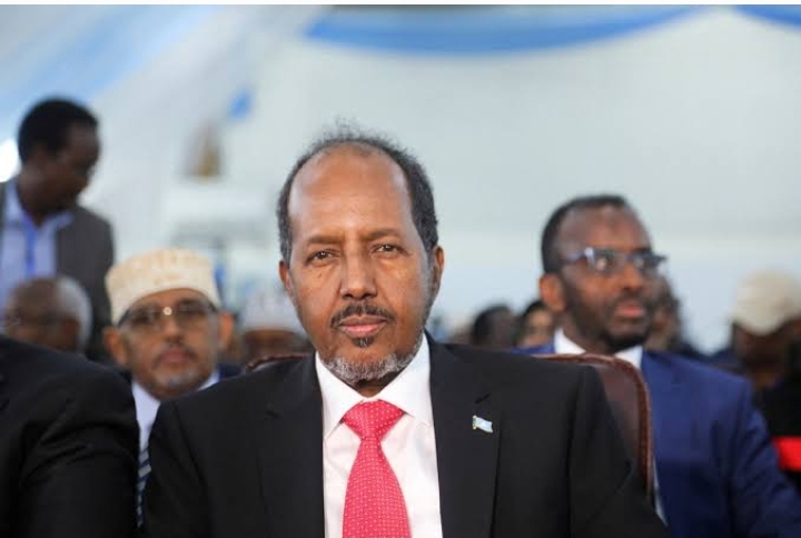 Ex-president of Somalia, Mohamud, re-elected as head of state