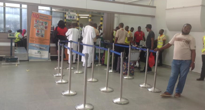 Angry passengers block boarding gate of Airport over flight delay