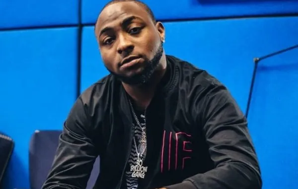How my dad bribed me to complete my degree – Davido